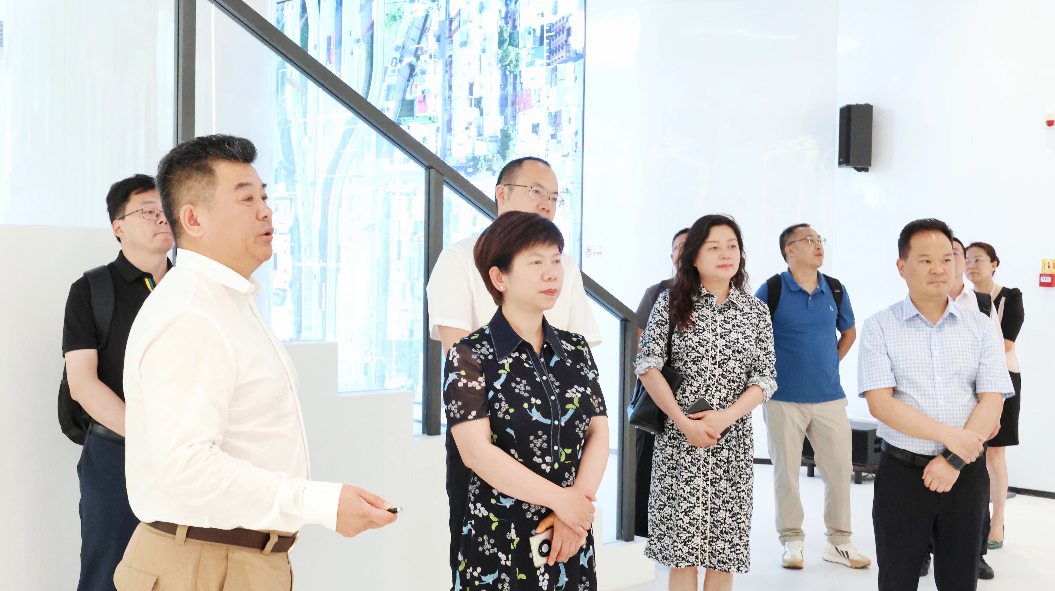 c7c7娱乐平台与成都会郫都区告竣战略相助 推动成都影视城建设